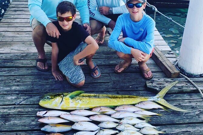 4 hours 34ft Day Dream Private Charter in Nassau - Nassau Yacht Haven check-in: fast and straightforward