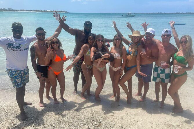 4hr Private Tour Island Hop Snorkel w/ Turtles & Sip Bahama Mamas - Sandy Cay and Gilligan’s Island Beach Break: The Island-Feel Stop