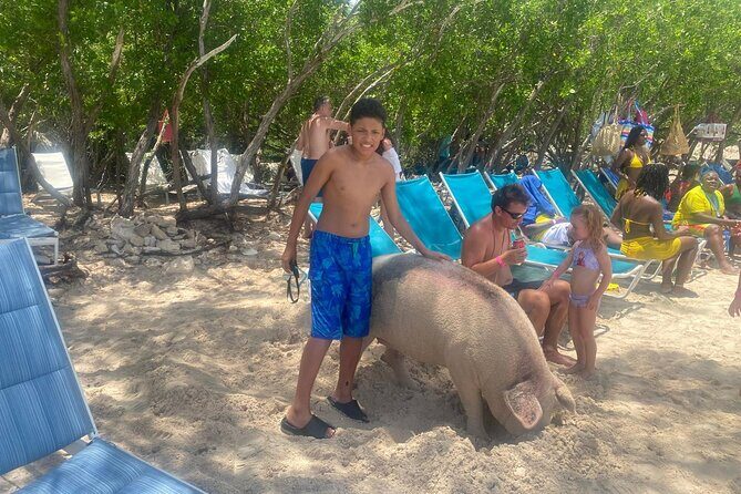 4hr Private Tour Island Hop Snorkel w/ Turtles & Sip Bahama Mamas - Rose Island Finale: Beach Time Plus the Fun Stuff