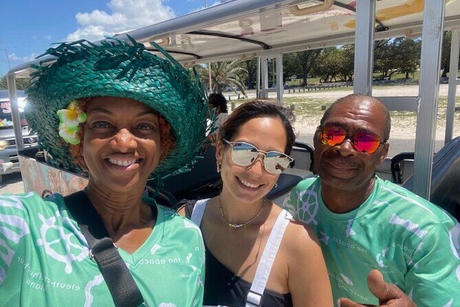 CHIPPIES BAHAMAS Island Tours : Feel The Culture - Arawak Cay (Fish Fry): local food energy without a long detour