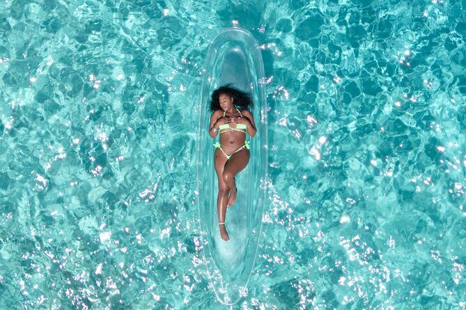 Clear Kayaks Drone Photoshoot in Nassau,Bahamas. - Meeting at Gloria’s Place (and Staying Sane Before Your Time Slot)