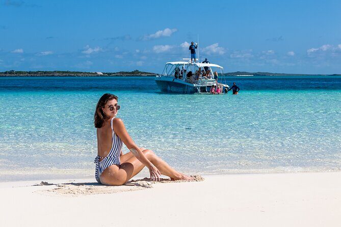 Exuma Powerboat Tour from Nassau with Swimming Pigs - Staniel Cay Yacht Club lunch: a proper break on the water