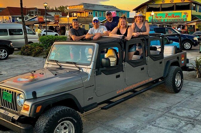 Funky Jeep Adventure in Nassau - Junkanoo Experience at the heart of the route