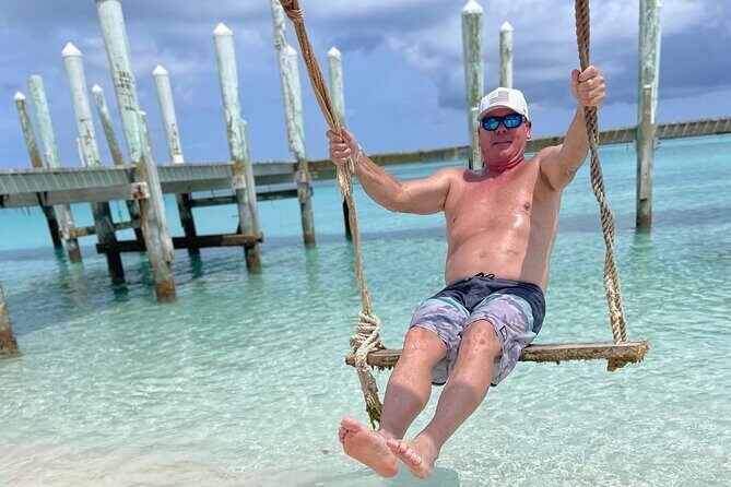 Nassau: 3 islands Pigs,Turtles,Snorkel & Beach Club with lunch - Stop 4: Rose Island Beach Club Lunch plus Rainbow Reef Snorkeling