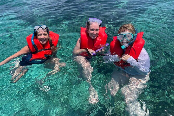 Nassau: 3 islands Pigs,Turtles,Snorkel & Beach Club with lunch - Captains, Pace, and Safety: Why Crew Quality Matters