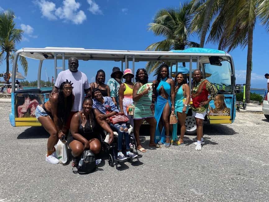 Nassau: Bahamas Culture Tour with Electric Trolley and Water - Rum Cake Factory stop: the quick taste-and-browse moment