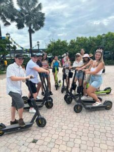 Nassau: E-Scooter Tour with Food Tasting and Local Drinks - Rawson Square to the Rum Cake Factory: Start With Bites, Not Brainteasers