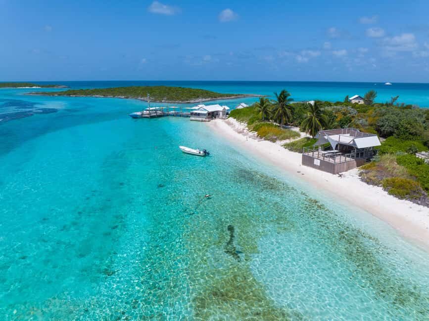 Nassau: Exuma Powerboat Day Trip - Breakfast Wildlife Encounters: Pigs, Iguanas, Stingrays, Sharks
