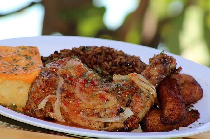 Nassau Food and History Bus Tour - Lunch at a local Nassau restaurant (and how to order smart)
