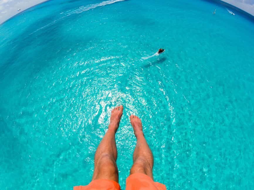 Nassau: Jet Ski Ride, Parasailing & Banana Boat Tour - 30-Minute Wave Runner Time: What you really get on the Waverunner