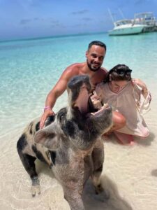 Nassau: Rose 3-Island Tour with Snorkeling and Lunch - Atlantis Tunnel and Nassau views: the quick way to get oriented