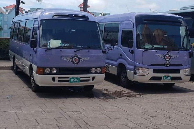 Nassau Roundtrip Airport Shared Shuttle MPT - The Upside List: Clean Rides, Friendly Drivers, and Helpful Local Talk