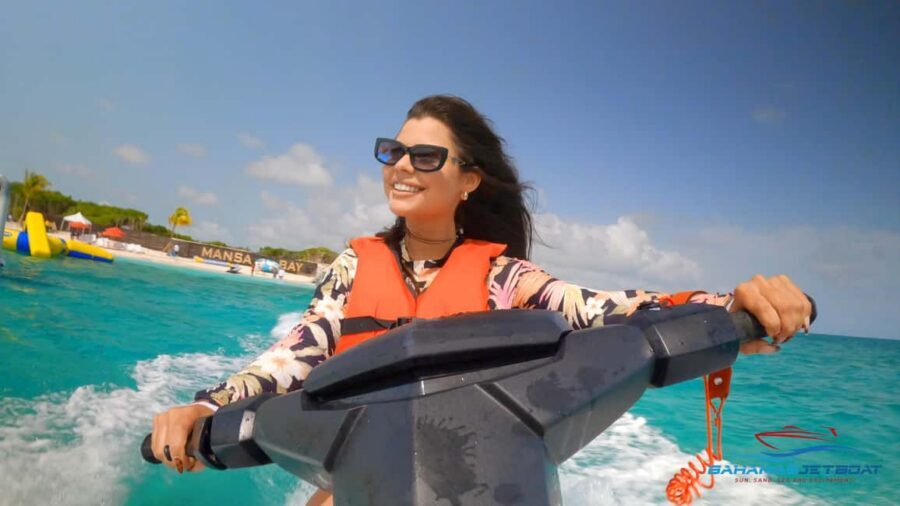 Nassau: Swimming Pigs, Snorkeling, Lunch, & Beach Boat Tour - Lunch, rum punch, and snacks: where the value really shows up