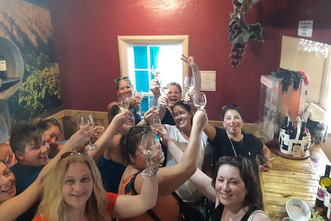 Rum Reggae and Rhythms Tour: Dancing and Cocktails - Graycliff Cigar Company: Hand-Rolling Craft Meets a Quick Start