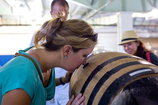 Rum Tasting and Food Walking Tour in Nassau Bahamas - Drinks on a Walking Tour: How to Pace Without Missing the Fun