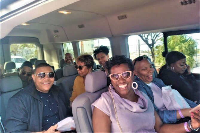 Small Group/ Family Private Roundtrip Airport Shuttle - Price and Value for Up to 10 People