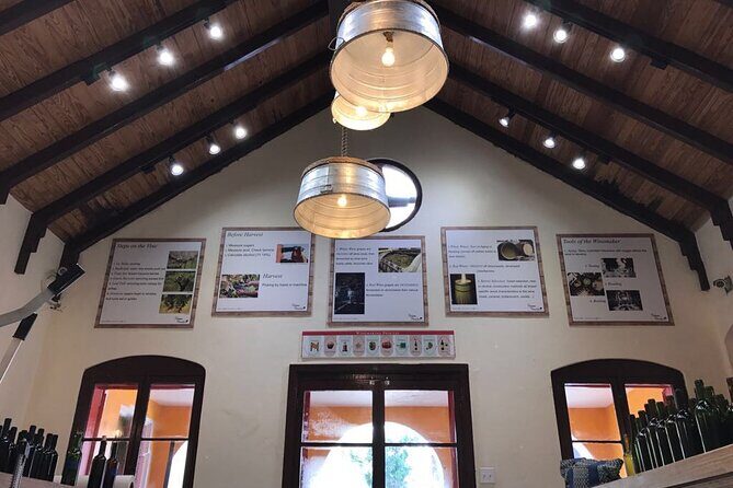 Wine Maker Class at Bahama Barrels - What the California winemaker teaches you (and why it actually sticks)